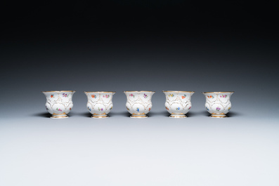 A Meissen porcelain 43-piece service with floral design, Germany, 19/20th C.