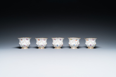 A Meissen porcelain 43-piece service with floral design, Germany, 19/20th C.