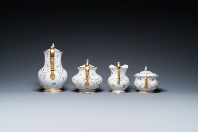 A Meissen porcelain 43-piece service with floral design, Germany, 19/20th C.
