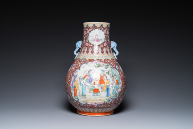 A Chinese famille rose 'hu' vase and a pair of fish bowls, 20th C.