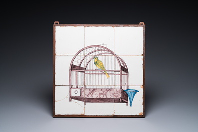 Une paire de tableaux de carreaux de Delft &agrave; d&eacute;cor d'un chat et d'un chien, un tableau au cage &agrave; oiseaux et six briques r&eacute;fractaires, 18/19&egrave;me