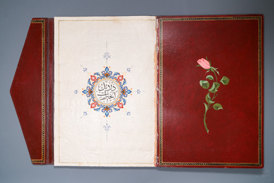 Imam Muhammad al-Jazuli (c. 1404-1465): Dala'il al-Khayrat, fraai gebonden manuscript op groot formaat in lederen etui, 20e eeuw