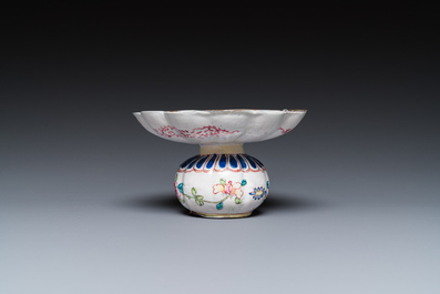 A Chinese Canton enamel spittoon, Yongzheng/Qianlong