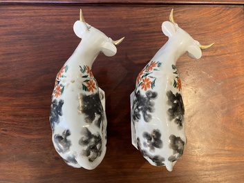 A pair of Chinese porcelain cows after Delftware examples for the Dutch market, Qianlong