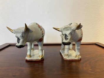 A pair of Chinese porcelain cows after Delftware examples for the Dutch market, Qianlong