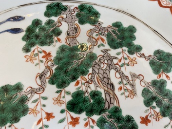 Grand plat de forme octogonale en porcelaine de Chine famille verte, Kangxi
