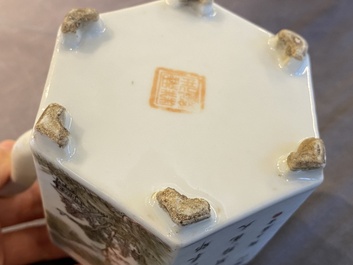 Th&eacute;i&egrave;re couverte en porcelaine de Chine qianjiang cai de forme hexagonale, sign&eacute;e et avec le sceau de Luo Zhonglin 羅仲林, 19/20&egrave;me