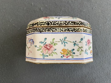 A Chinese Canton enamel box and cover with floral design, Yongzheng/Qianlong