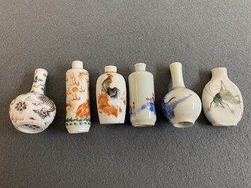 Four various Chinese snuff bottles and two miniature bottle vases, 19/20th C.