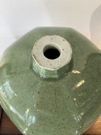 A large Chinese celadon-glazed octagonal 'meiping' vase, 18/19th C.