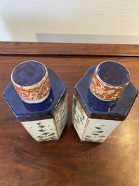 A pair of Chinese hexagonal famille verte tea caddies, Kangxi