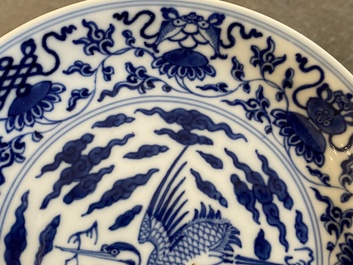 A Chinese blue and white 'crane' saucer dish, Yongzheng mark, 18/19th C.