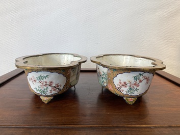 A pair of Chinese Canton enamel quatrefoil jardini&egrave;res, Qianlong mark, 19th C.