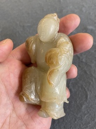 Een Chinese jade sculptuur van een jongen, 18/19e eeuw