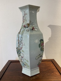 Vase de forme hexagonale en porcelaine de Chine qianjiang cai, sign&eacute; Ma Qingyun 馬慶雲, dat&eacute; 1917