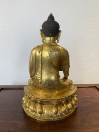Bouddha Shakyamuni en bronze dor&eacute;, Chine, probablement Ming