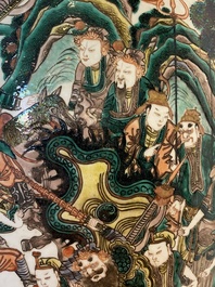 Een grote Chinese famille verte vaas met een krijgssc&egrave;ne, 19e eeuw