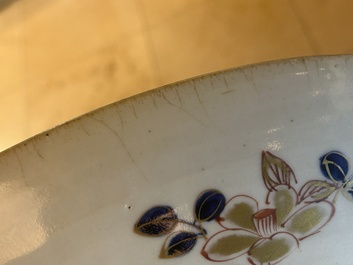 Grand plat en porcelaine Imari de Japon, Edo, 18&egrave;me