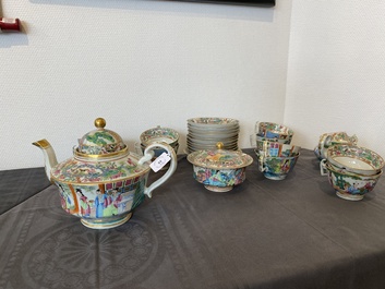 A Chinese Canton famille rose 24-piece tea service, 19th C.