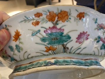 Eleven Chinese famille rose bowls, 19/20th C.