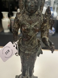 Sculpture de la d&eacute;esse Dewi Tara en bronze, Royaume de Majapahit, Java, Indon&eacute;sie, probablement 14&egrave;me