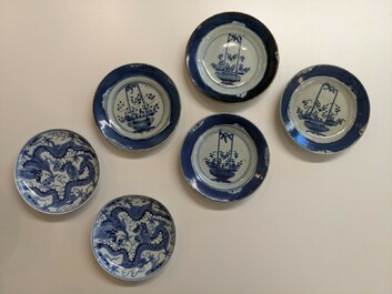 13 pieces of blue and white Chinese porcelain, 18/20th C.