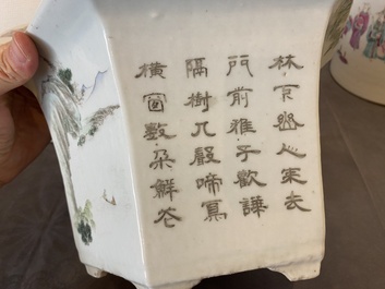 Quatre pi&egrave;ces en porcelaine de Chine famille rose et qianjiang cai, 19/20&egrave;me