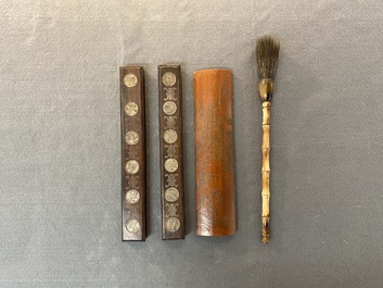 Cinq objets de lettr&eacute;s en bambou, bois incrust&eacute;, os et pierre &agrave; savon, Chine, 19/20&egrave;me