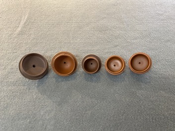 Five Chinese Yixing stoneware teapots and covers, Republic