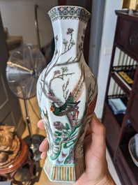 Six vases et un pot couvert en porcelaine de Chine, 19/20&egrave;me