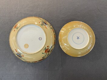Deux plats en porcelaine de Chine famille verte &agrave; d&eacute;cor anhua, Kangxi