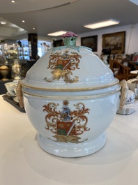 A Chinese Dutch market famille rose armorial tureen with pierced cover with the arms of 'de Heere', Qianlong
