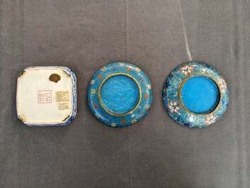 Two Chinese cloisonn&eacute; saucers, three Canton enamel covered boxes and a saucer, 18/19th C.