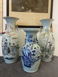 Deux vases en porcelaine de Chine famille rose et un vase &agrave; fond c&eacute;ladon, 19/20&egrave;me