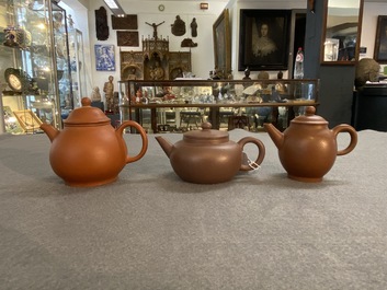 Five Chinese Yixing stoneware teapots and covers, Republic