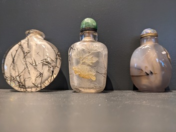 Eight Chinese agate, hardstone and quartz snuff bottles, 19/20th C.