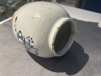 A blue and white English Delftware drug jar, probably London, 18th C.