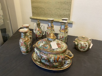 Een diverse collectie Chinees Canton famille rose porselein, 19e eeuw