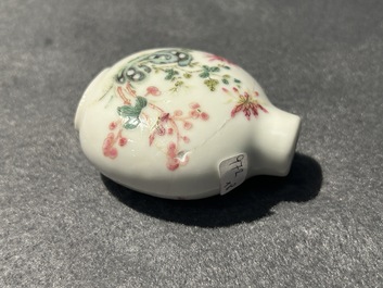 Huit tabati&egrave;res en porcelaine de Chine famille rose, 19/20&egrave;me