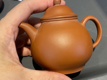 Five Chinese Yixing stoneware teapots and covers, Republic