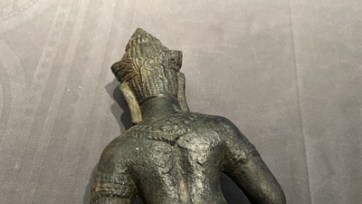 Sculpture de la d&eacute;esse Ouma en bronze, Khmer, Cambodge, 12/13&egrave;me