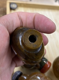 Eight Chinese agate, hardstone and quartz snuff bottles, 19/20th C.