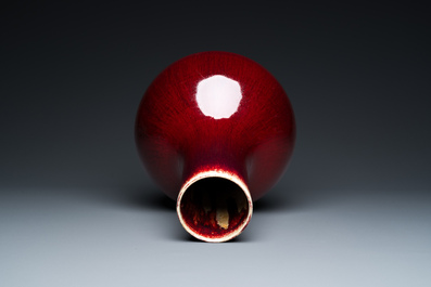 A Chinese flamb&eacute;-glazed bottle vase, 18/19th C.