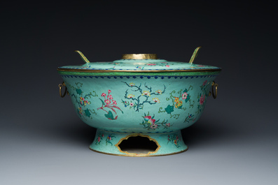 A large Chinese green-ground Canton enamel warming bowl with floral design, 18th C.