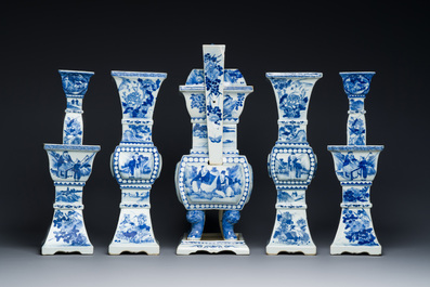 A large Chinese blue and white five-piece altar garniture, 19th C.