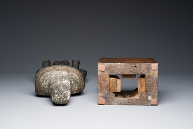 Figure de Lakshmi en pierre sculpt&eacute;e, Inde, 13/15&egrave;me