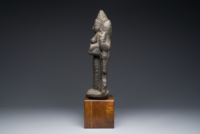 Figure de Lakshmi en pierre sculpt&eacute;e, Inde, 13/15&egrave;me