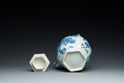 A Chinese blue and white 'kylins' wine ewer and cover, Transitional period