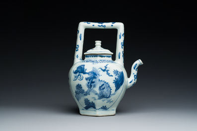 A Chinese blue and white 'kylins' wine ewer and cover, Transitional period