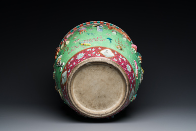 A Chinese famille rose green sgraffito-ground 'antiquities' fish bowl, 19th C.